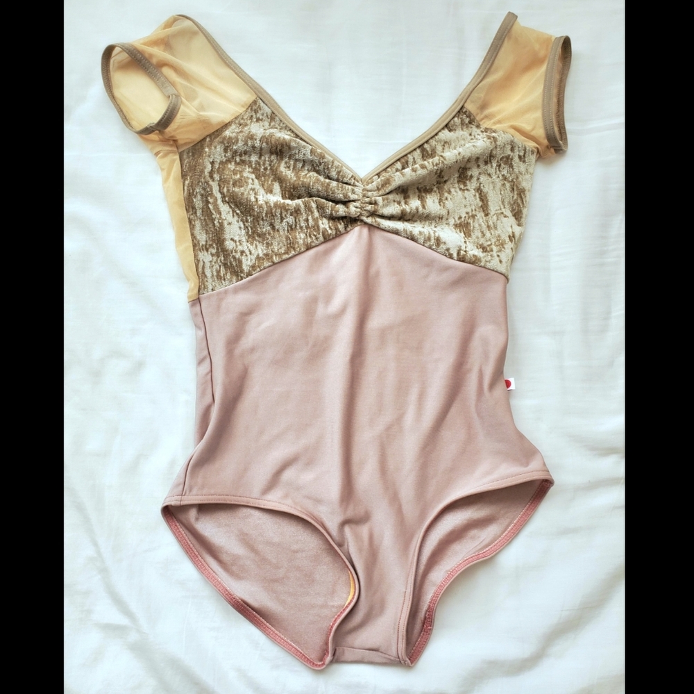 Yumiko Leotard